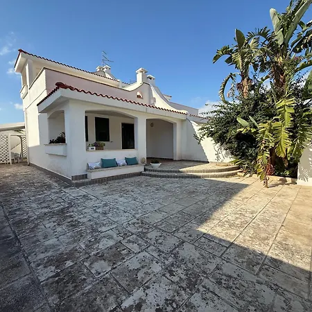 De Simone * Campomarino (Taranto)